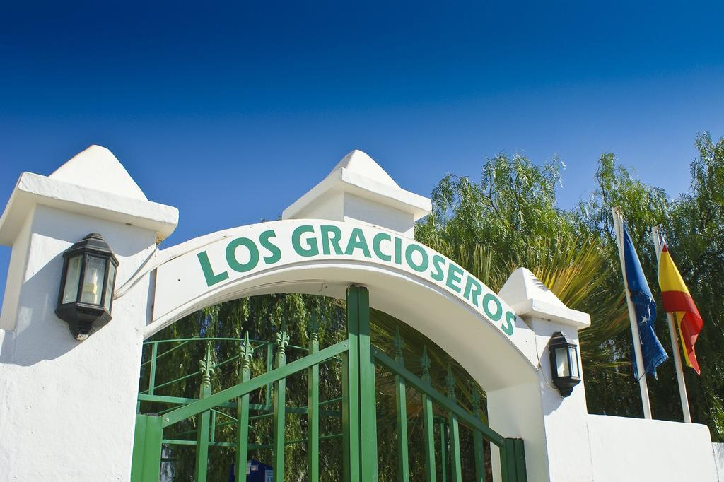 Los Gracioseros Puerto del Carmen  Bagian luar foto
